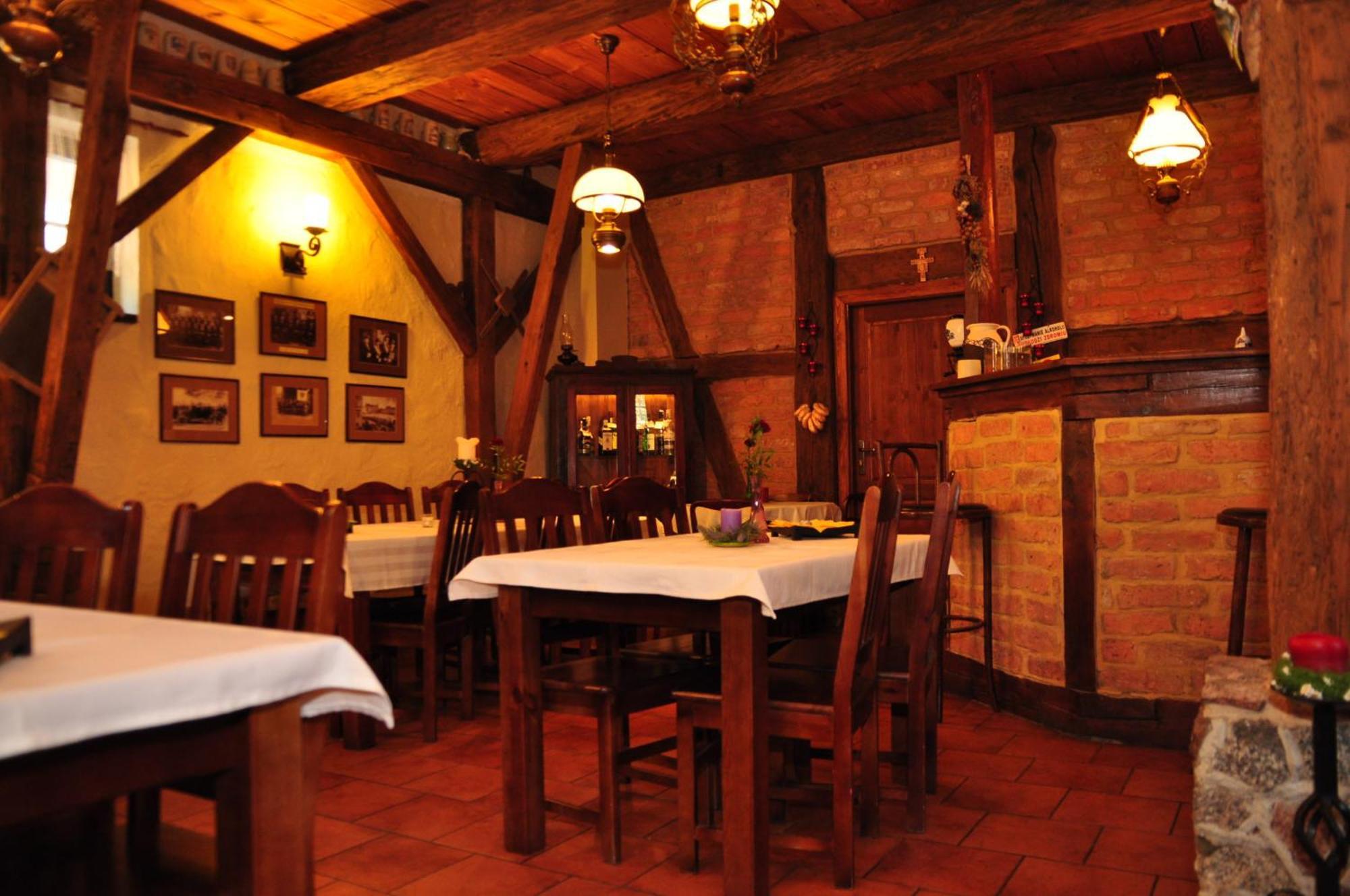 Stary Spichrz Kawiarnia & Noclegi Chelmno  Exterior photo