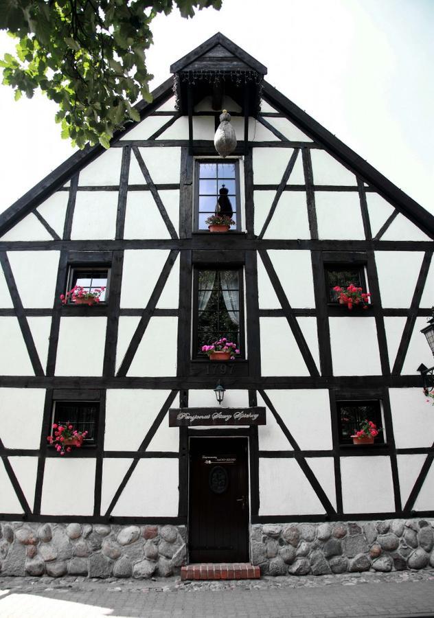 Stary Spichrz Kawiarnia & Noclegi Chelmno  Exterior photo